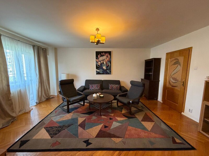 Unirii metrou, Sf Vineri, str. Negru Voda,